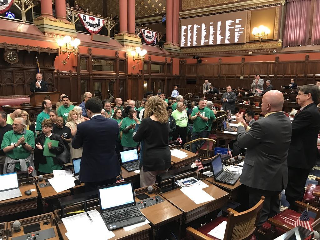 Council 4 members are recognized in the House of Representatives Chamber.